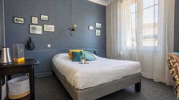 Double Room | Individually decorated, individually furnished, desk, blackout curtains