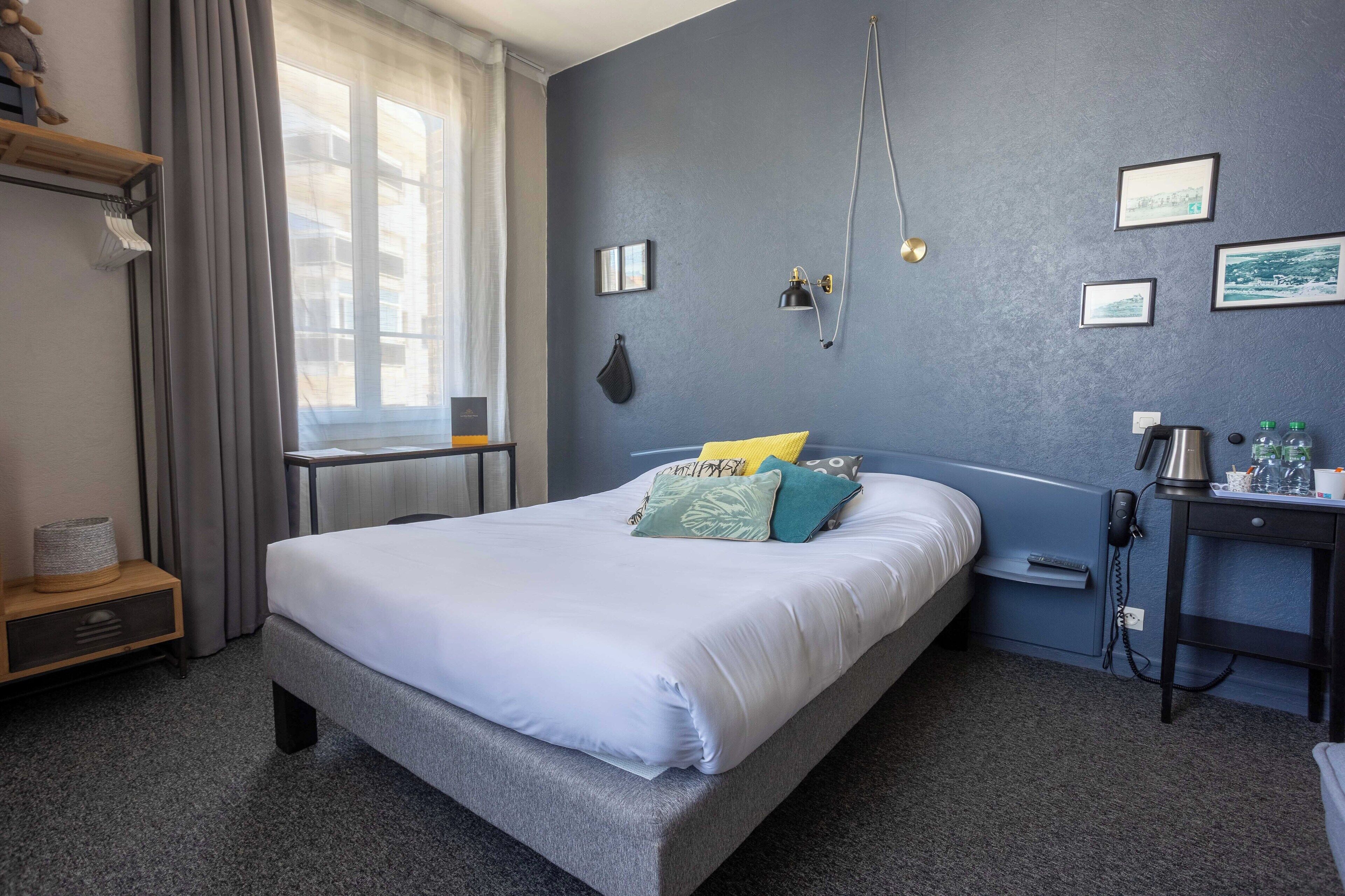 family room | individually decorated, individually furnished, desk, blackout curtains