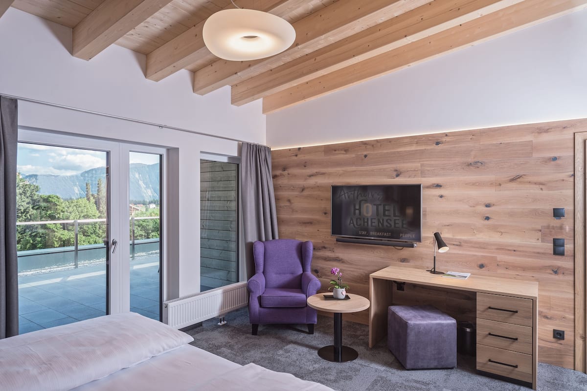 xxx suite | 1 bedroom, premium bedding, in-room safe, desk