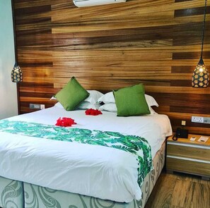 Bungalow, 1 Bedroom | Egyptian cotton sheets, premium bedding, Select Comfort beds, minibar - Casa De Leela (La Digue)