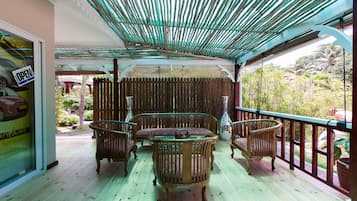 Khu tiếp khách ở sảnh