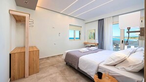 Iron/ironing board, cribs (free), WiFi (free), bed sheets - Sunlight (Apokoronas)