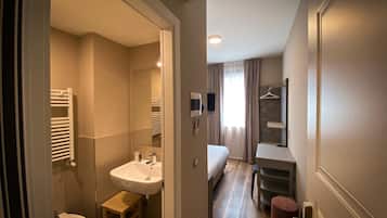 Minibar, free cribs/infant beds, free WiFi, bed sheets