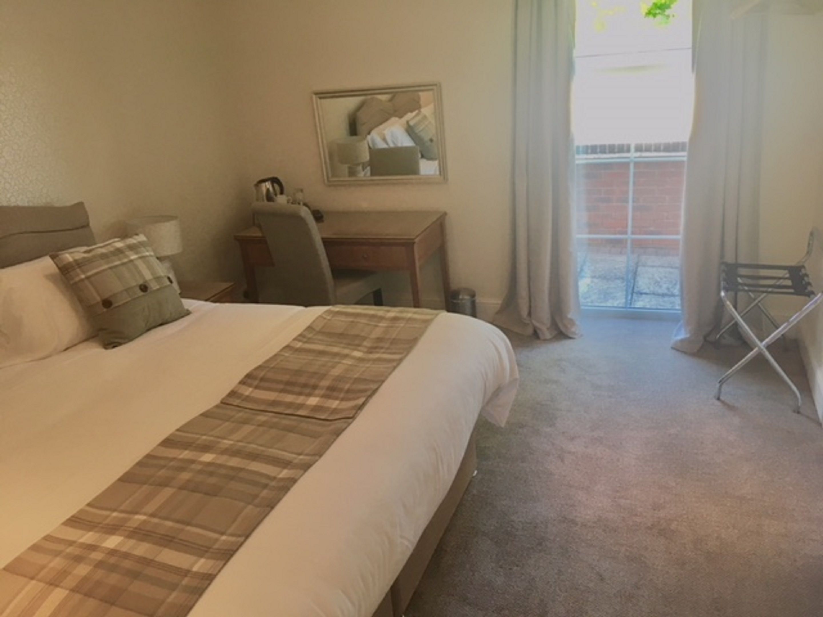 double room | hypo-allergenic bedding, desk, blackout curtains, iron/ironing board