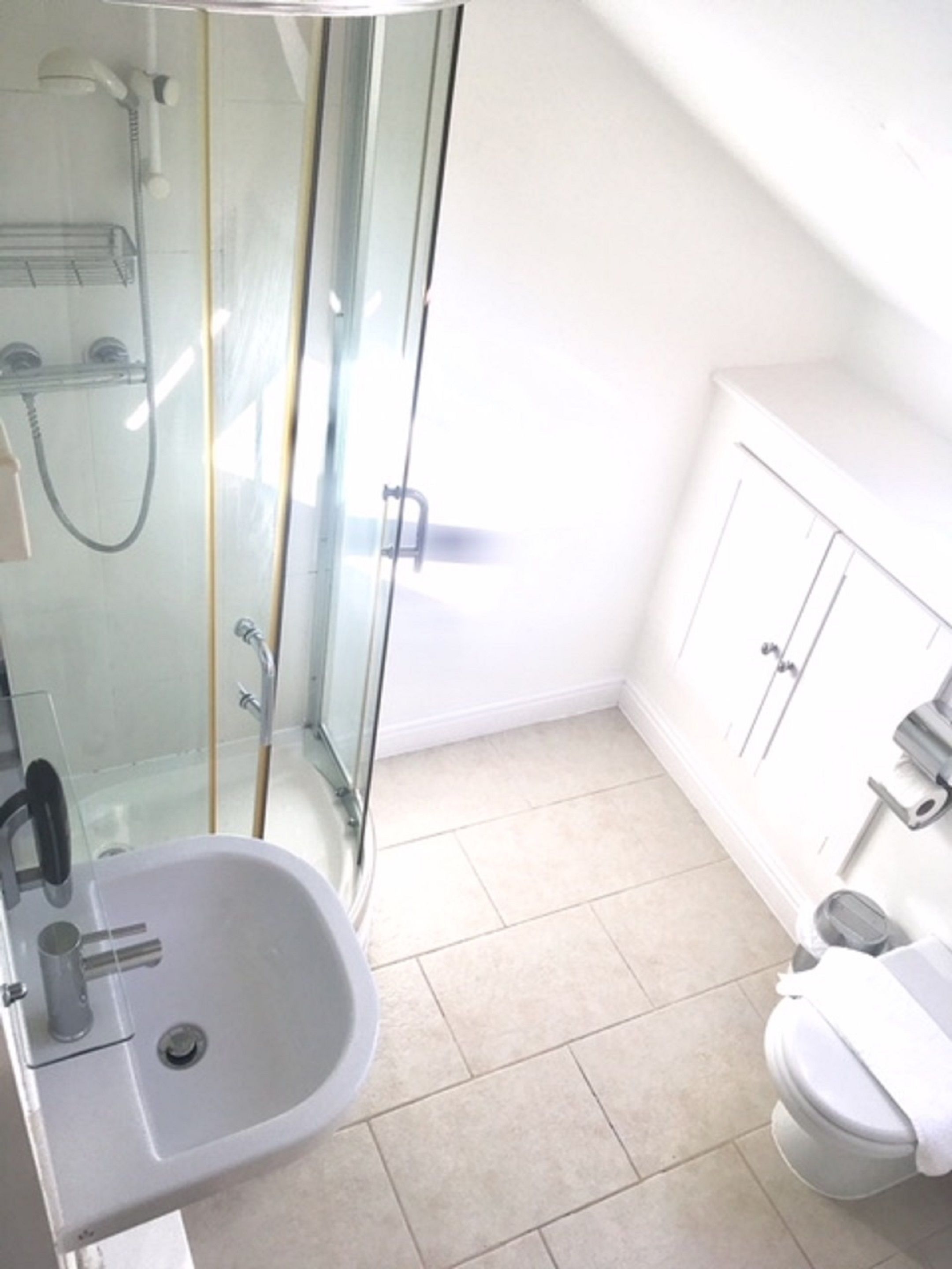 double room | bathroom | shower, free toiletries, hair dryer, towels