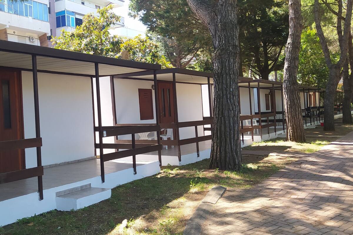 Bungalow Standard, 1 chambre, coin cuisine | 1 chambre, coffres-forts dans les chambres