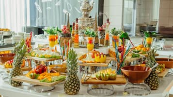Se sirven desayunos, comidas y cenas