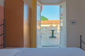 Minibar, caja de seguridad en la habitación, escritorio y wifi gratis 