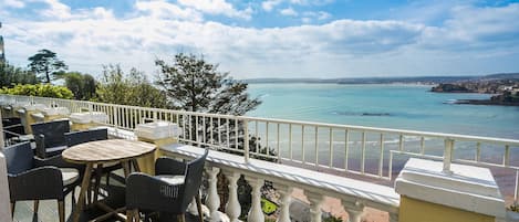 Panoramic Apartment, 1 Double Bed with Sofa bed, Balcony, Sea View (Premier Apartment 8) | Terrace/patio