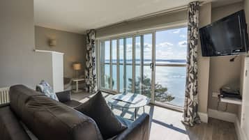 Superior Apartment, 1 Queen Bed with Sofa bed, Balcony, Sea View (Apartment 16) | 15 bedrooms, premium bedding, individually decorated