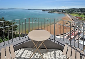 Apartamento superior, balcón, vistas al mar (Apartment 1) | Vistas desde la habitación