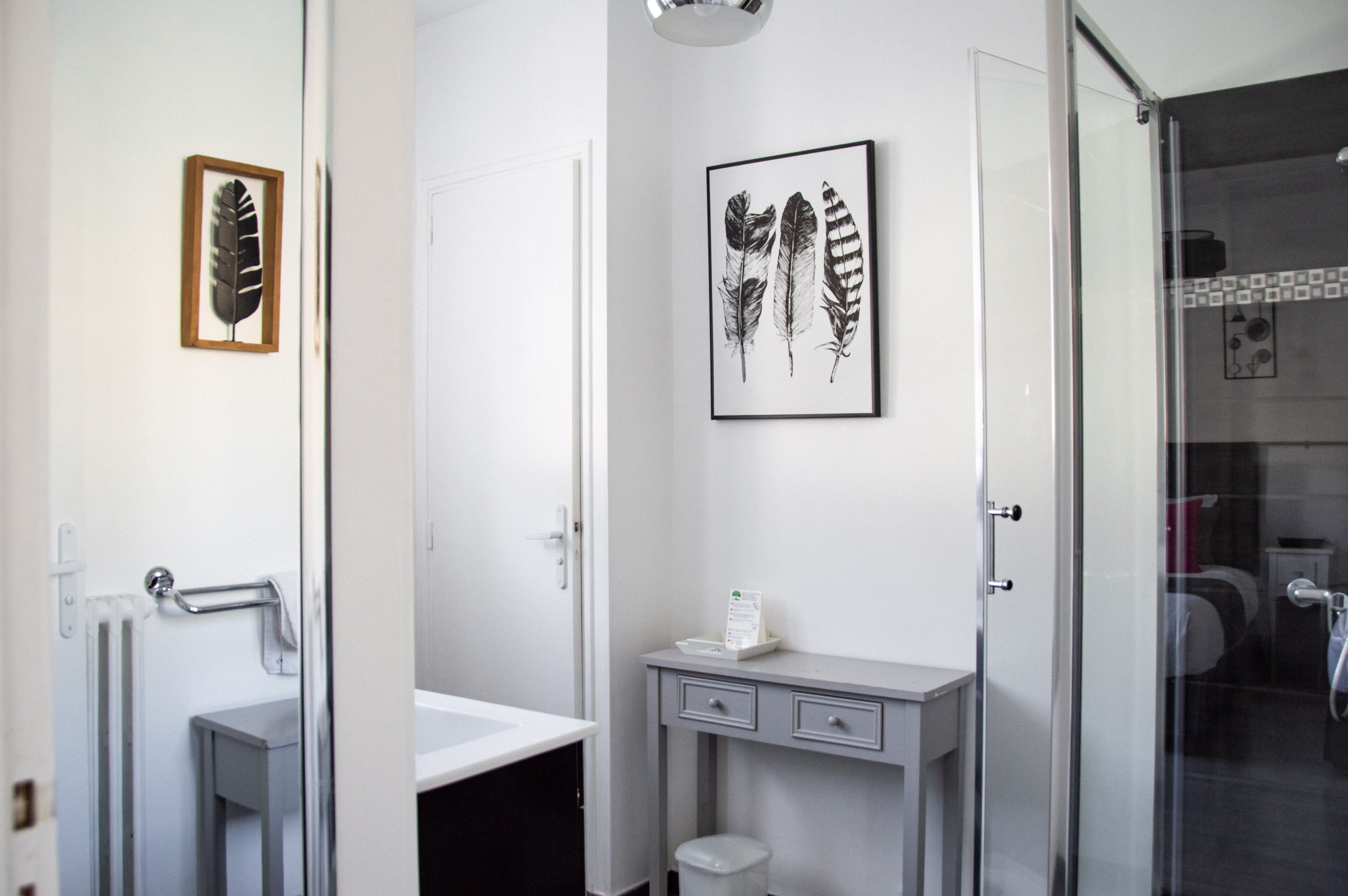 twin room | bathroom | hair dryer, towels