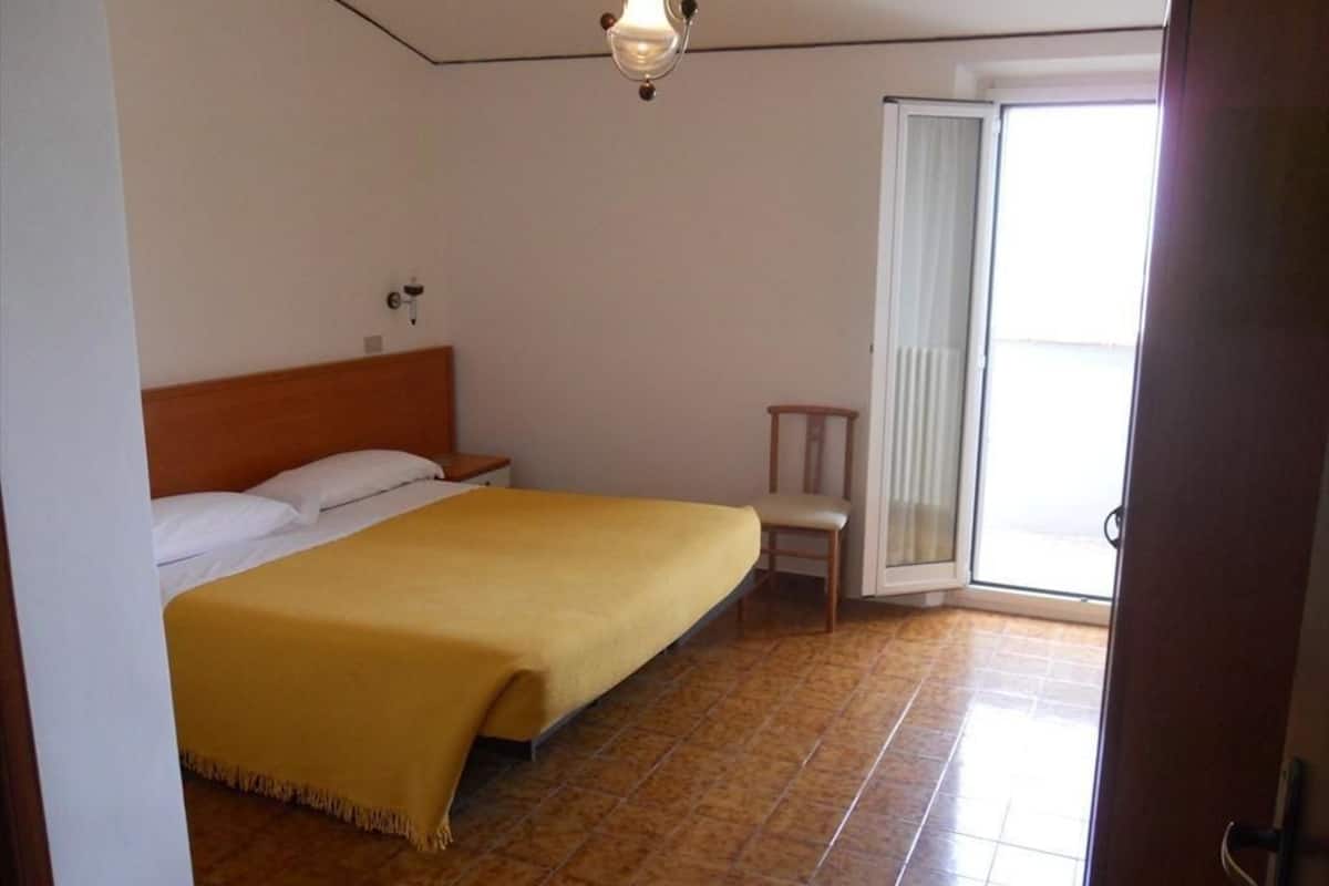 Kamer, 1 twee- of 2 eenpersoonsbedden | Gratis wifi, beddengoed