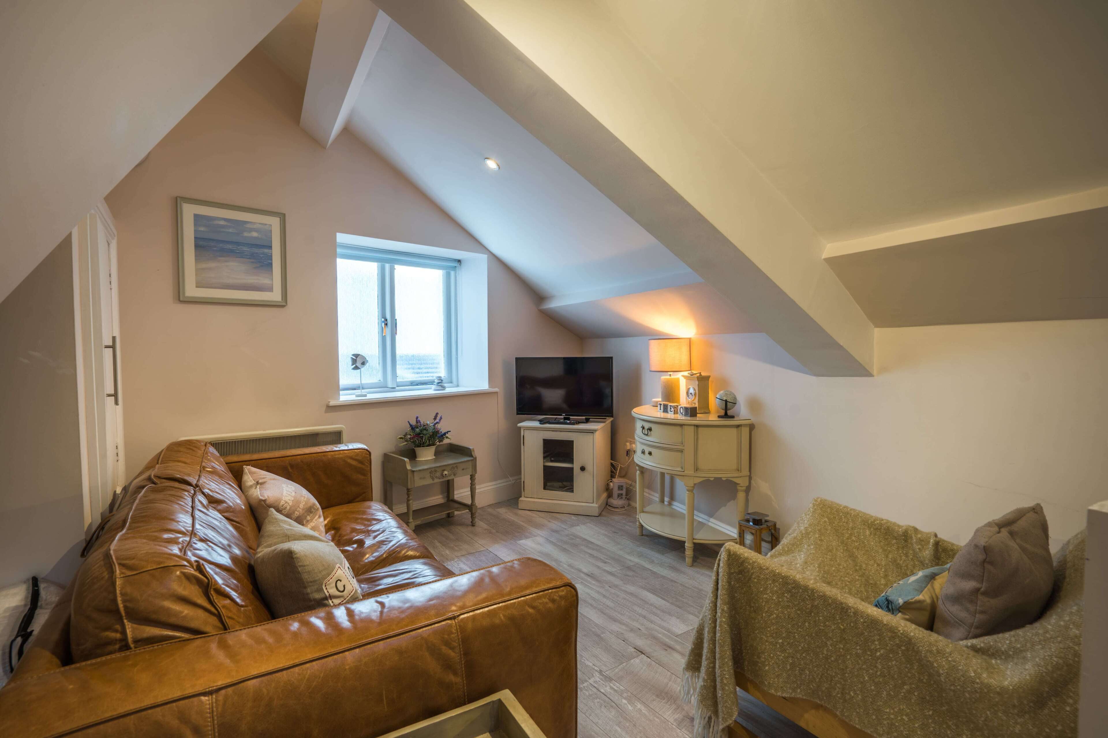 Premier Apartment, 1 Double Bed with Sofa bed, Kitchen (Premier Apartment 7) | Living area