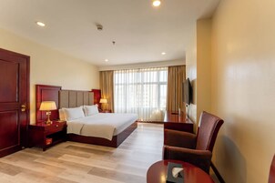 Quarto luxo, 1 cama King | Cofres nos quartos, quartos à prova de som