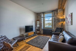 Apartment, Kitchen, Sea View (6 Mills Bakery) | Living area