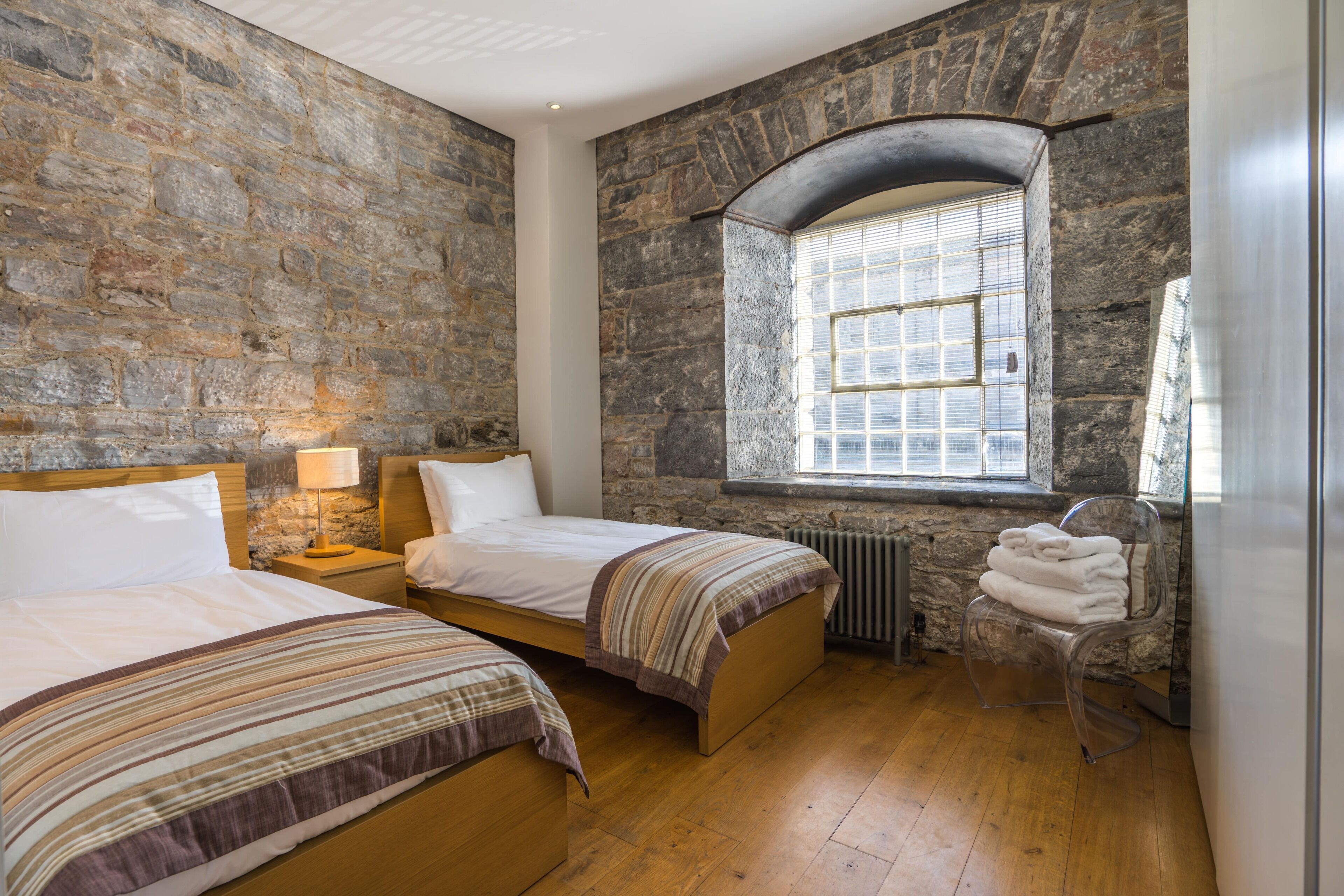 apartment, 2 bedrooms, kitchen (10 clarence) | 2 bedrooms, soundproofing, iron/ironing board, free wifi