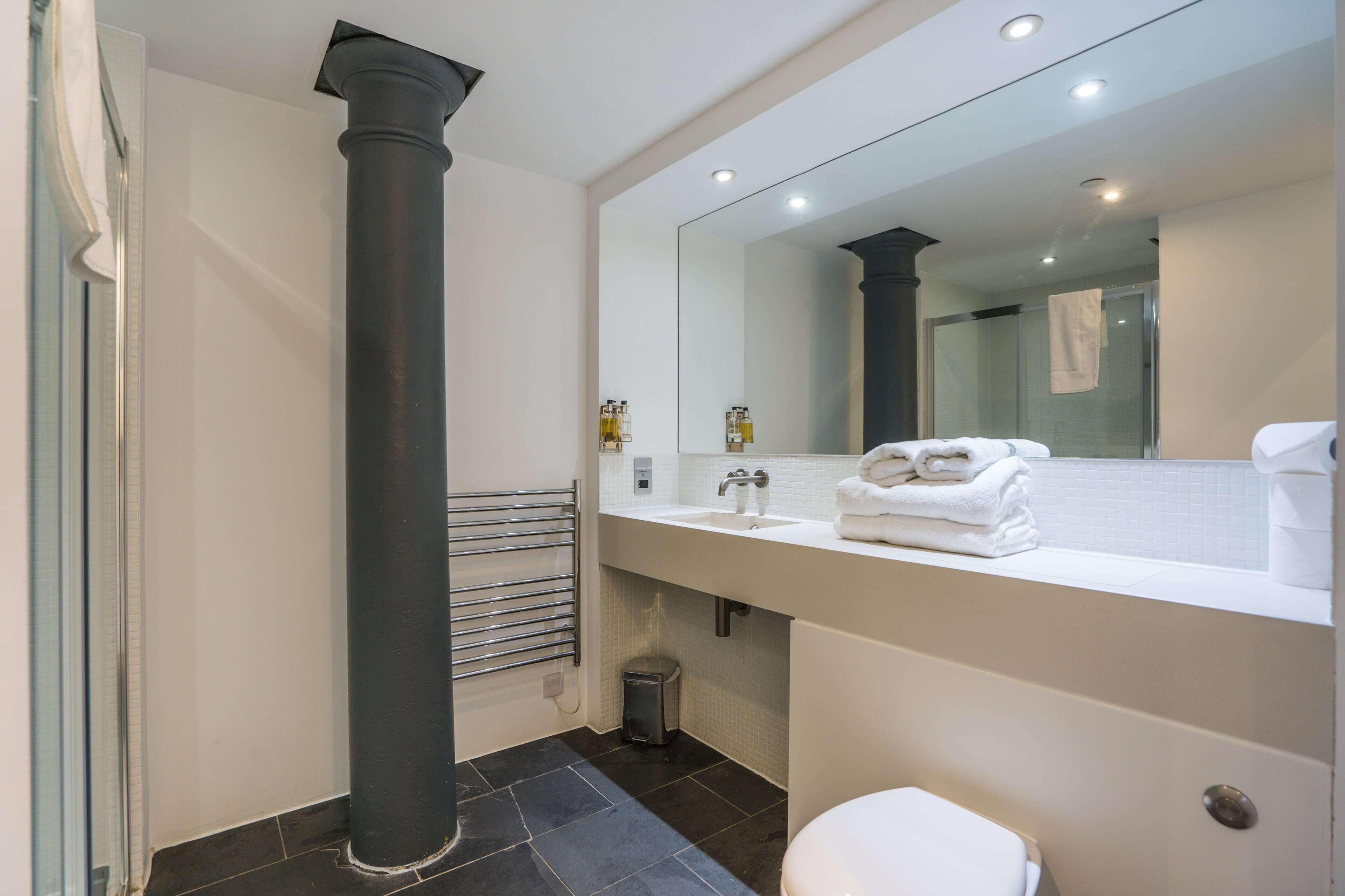 apartment, kitchen, sea view (6 mills bakery) | bathroom | free toiletries, hair dryer, towels