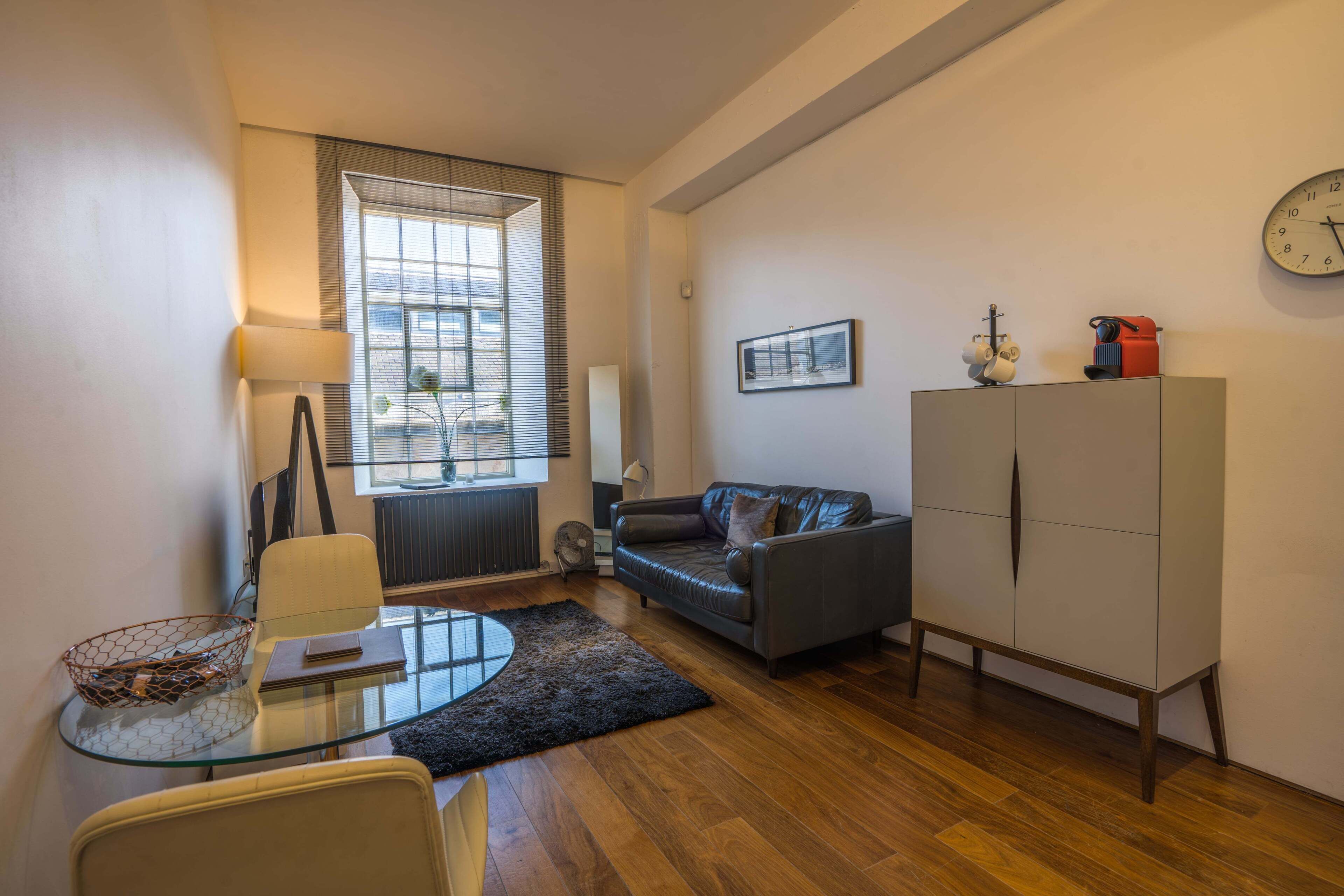 apartment, 1 double bed, kitchen (15 mills bakery) | living area | 40-inch tv with digital channels