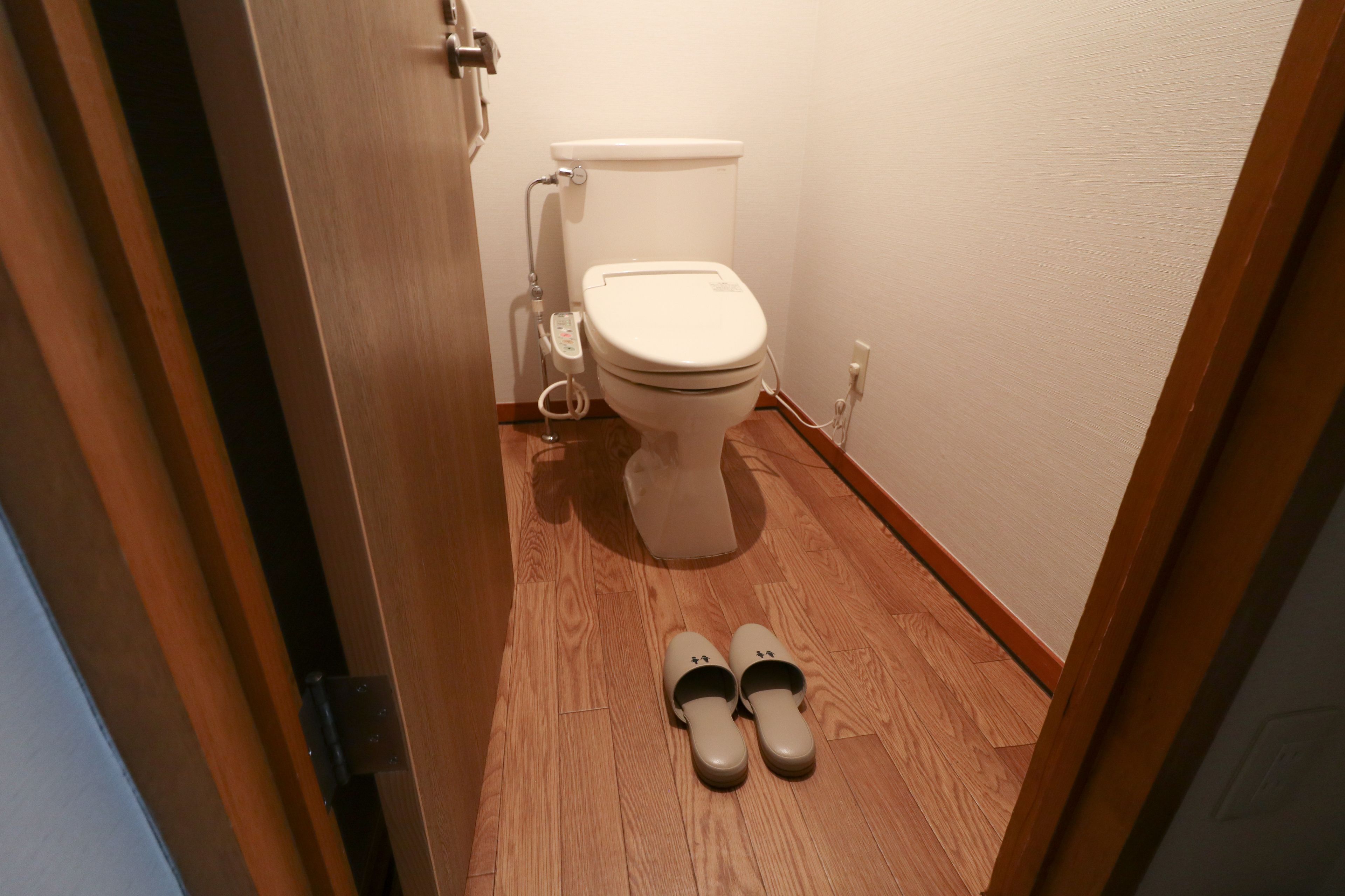 traditional room | bathroom | free toiletries, hair dryer, slippers, electronic bidet