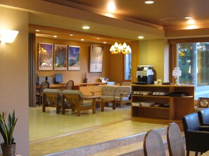 Interior entrance - Hotel Shirakabaso Shiga Kogen (Yamanouchi)