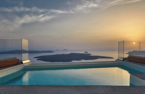 1 bedroom, premium bedding, minibar, in-room safe - Istoria, A Member of Design Hotels (Santorini)