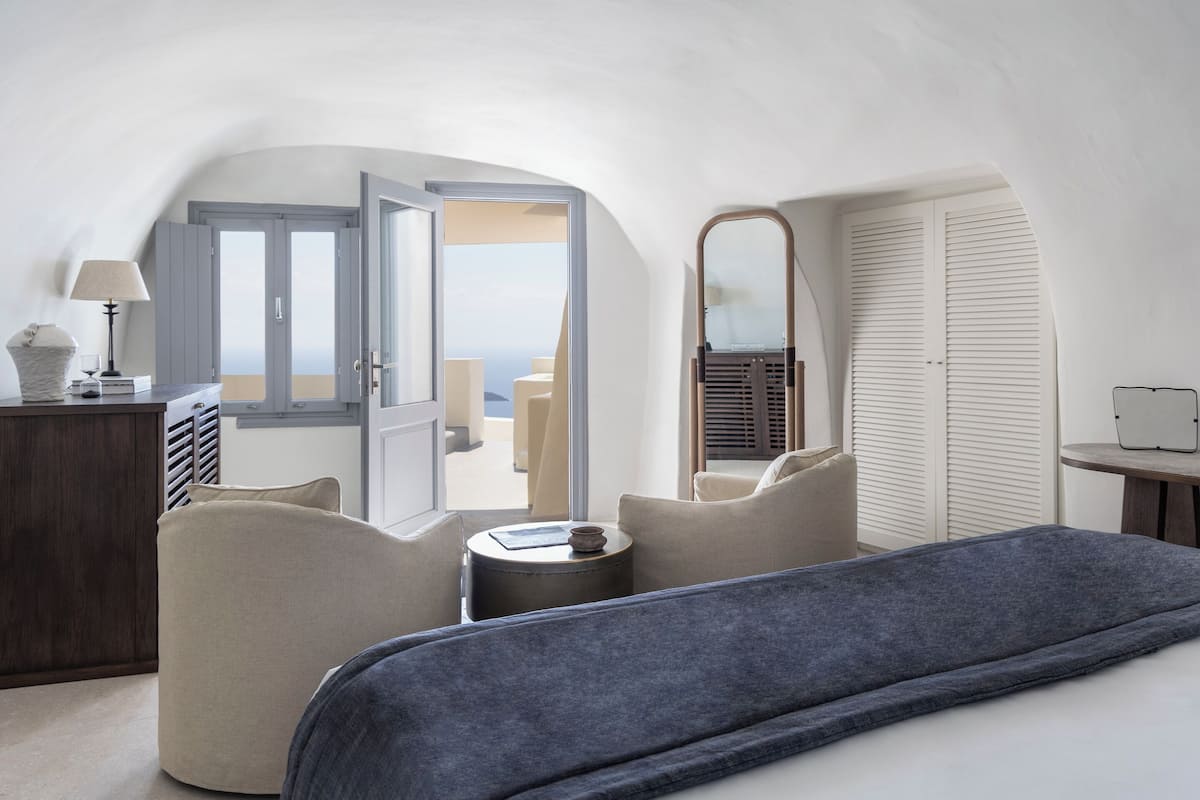Luma Suite (Cliff Location) | 1 habitación, ropa de cama de alta calidad y minibar