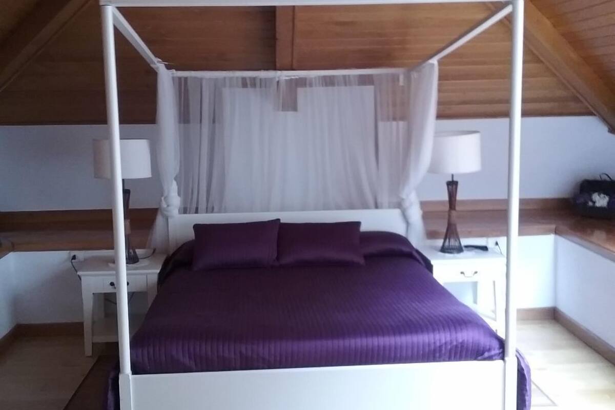 desk, blackout curtains, free cots/infant beds, rollaway beds