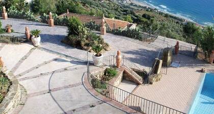 Agriturismo Le Agavi