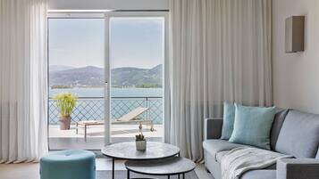Suite mit Balkon | Premium bedding, minibar, desk, laptop workspace