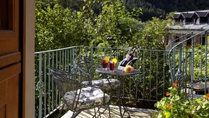 Property grounds - Hotel Haus Kylltal (Zendscheid)