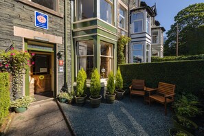 Fachada de la propiedad