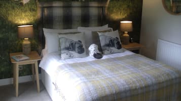 Chambre Double | Décoration personnalisée, ameublement personnalisé, bureau