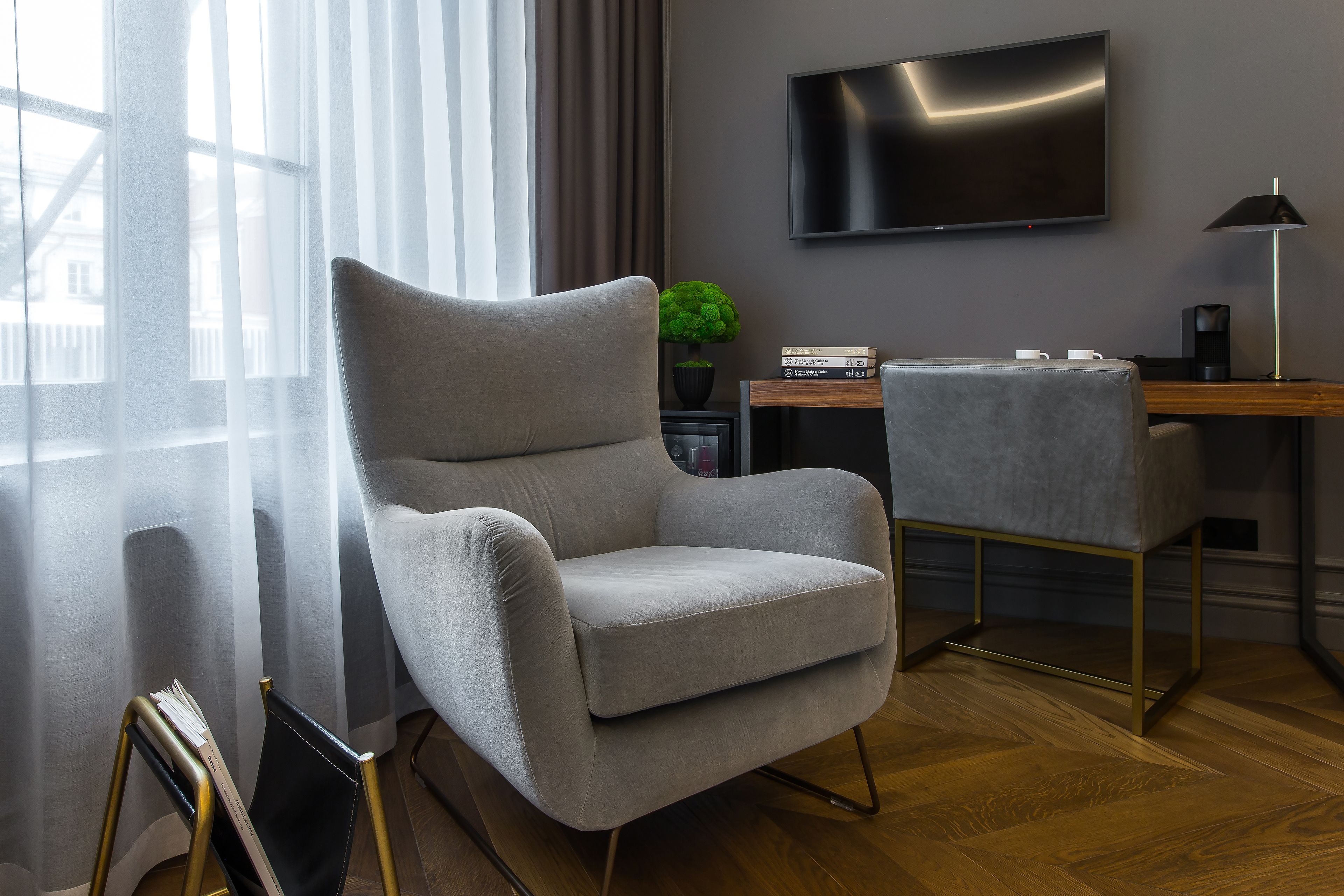 standard room | living area | plasma tv