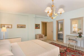 华丽别墅, 私人游泳池, 海景 | 5 多间卧室、客房内保险箱、办公桌、隔音