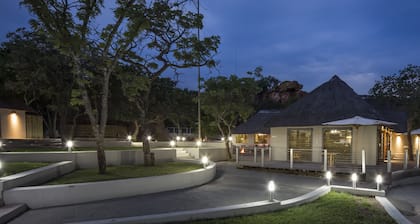 Monate Game Lodge