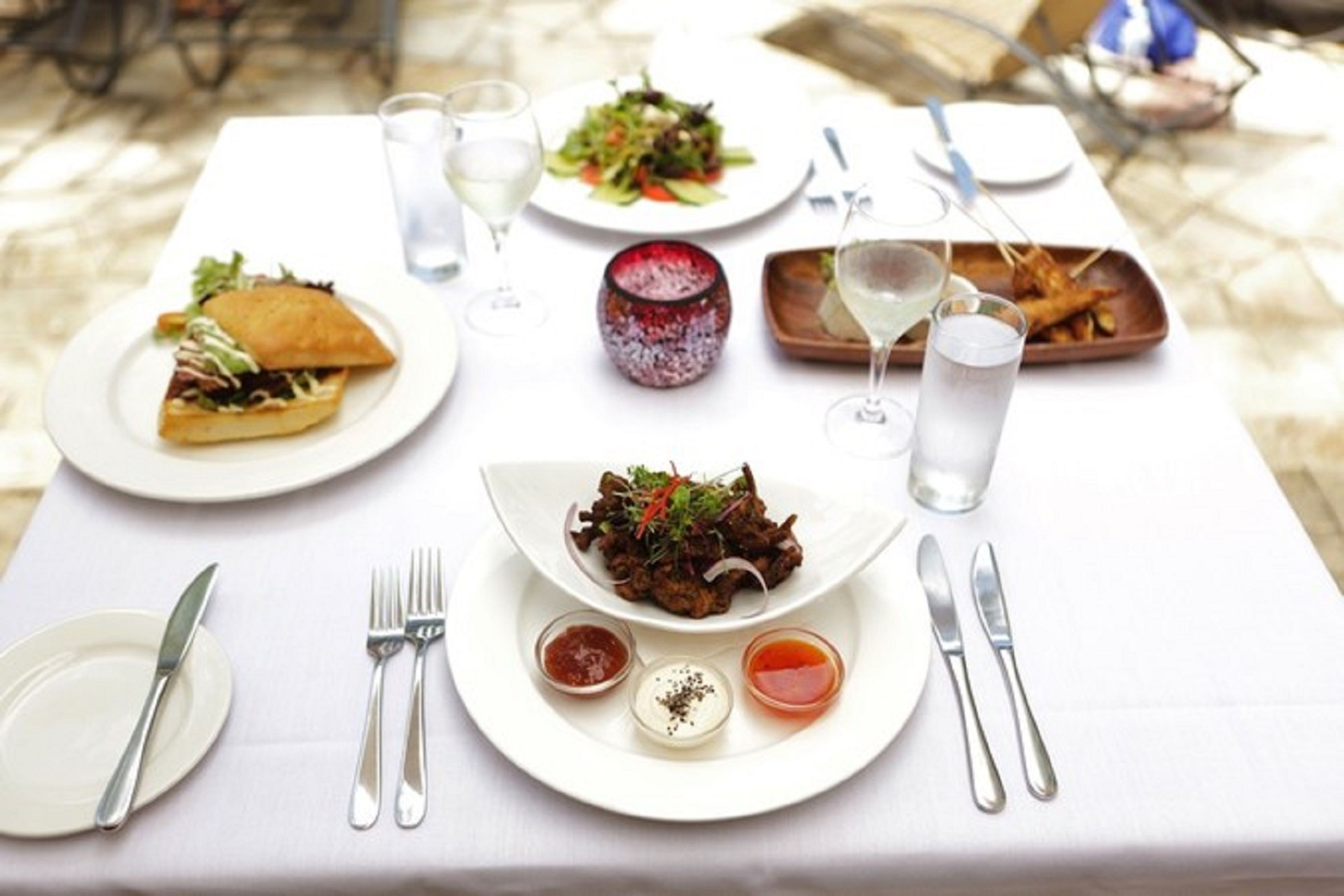 2 restaurants, breakfast, lunch, dinner served; local cuisine