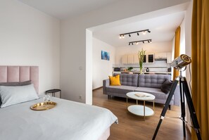 Suite studio | Décor unique, ameublement unique, rideaux d’obscurcissement