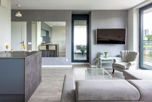 Executive Suite, 2 Bedrooms | Hypo-allergenic bedding, individually decorated, individually furnished