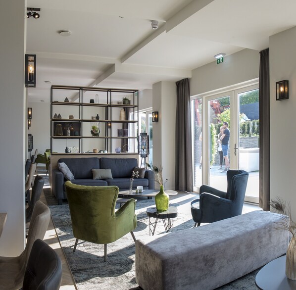 Televisión de pantalla plana