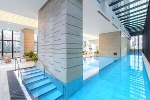Indoor pool - Avani Melbourne Central Residences (Melbourne)