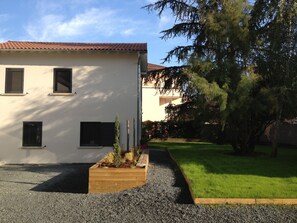 Front of property - Demeure et Dependance (Tassin-la-Demi-Lune)