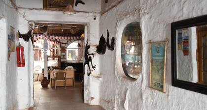 Hostal La Florida - Hostel