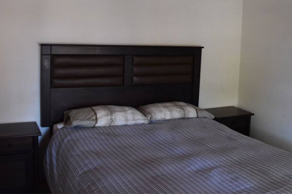 Double Room, 1 Double Bed, Shared Bathroom | Rollaway beds (surcharge), WiFi (free)