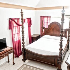 Standard Single Room, 1 Twin Bed, Smoking | 1 bedroom, premium bedding, desk, iron/ironing board - Villa Mimosa (Torbeck)