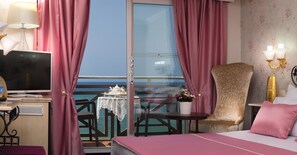 Deluxe Triple Room, 1 Bedroom, Beach View | 1 bedroom, desk, free cribs/infant beds, free WiFi - Asmira Royal Hotel (Menderes)