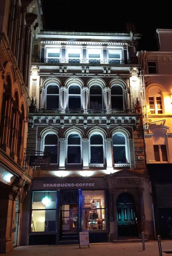 Exterior - Nelson Mandela Place (Glasgow)