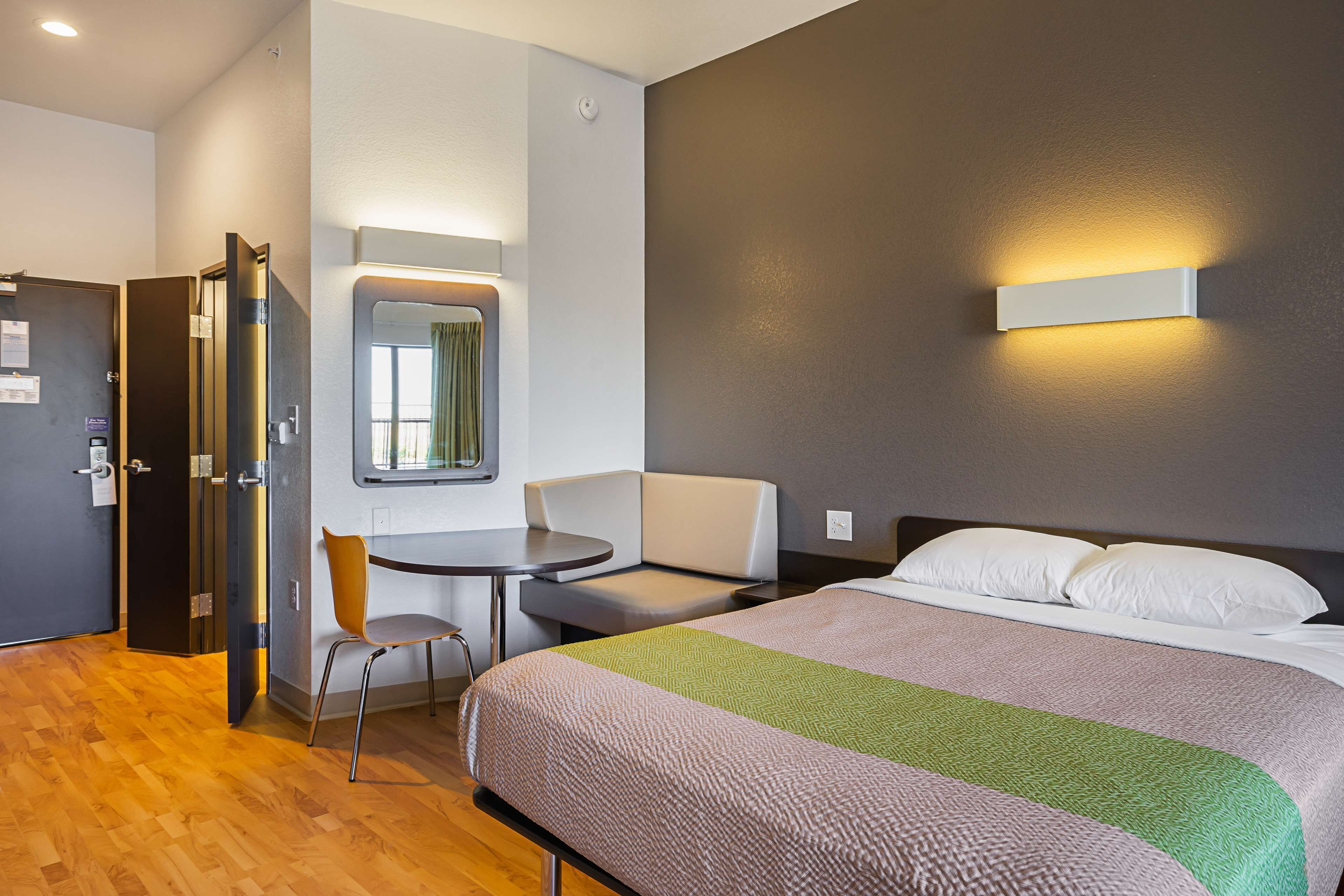 Couette en duvet d'oie, rideaux occultants, chambres insonorisées