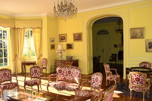 Reception hall