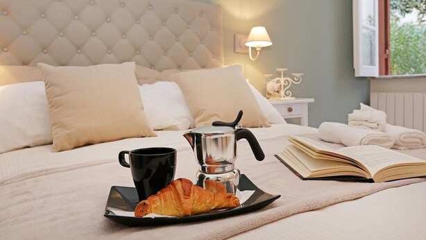 Standard Double or Twin Room | Premium bedding, minibar, in-room safe, iron/ironing board - La Perla Del Vaticano (Rome)